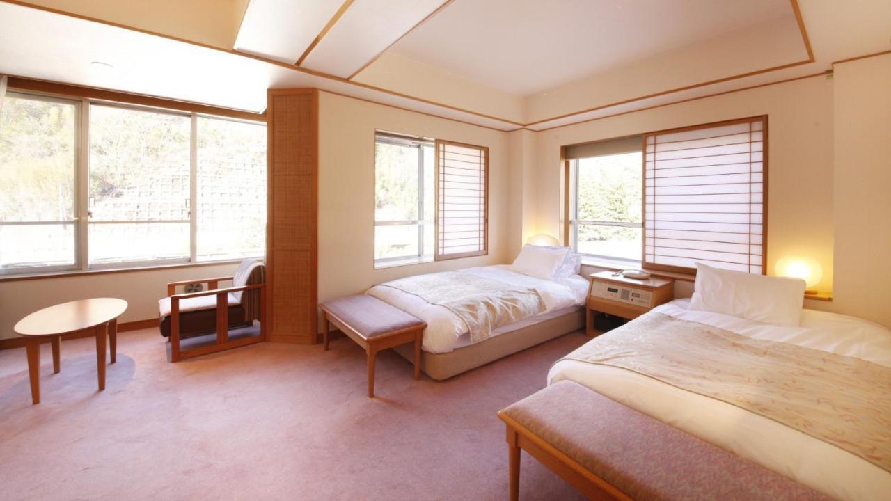 Shimobe Hotel Minobu Luaran gambar