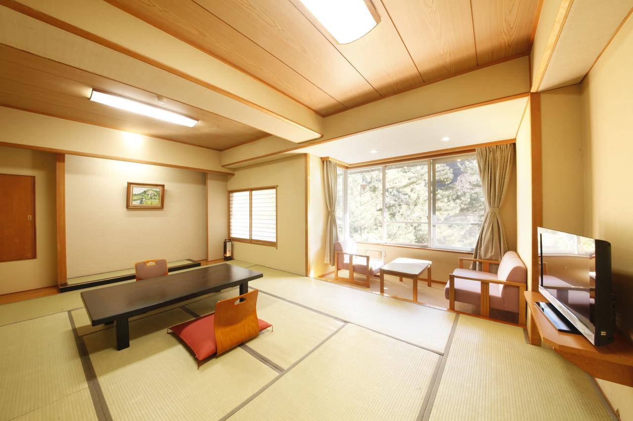 Shimobe Hotel Minobu Luaran gambar