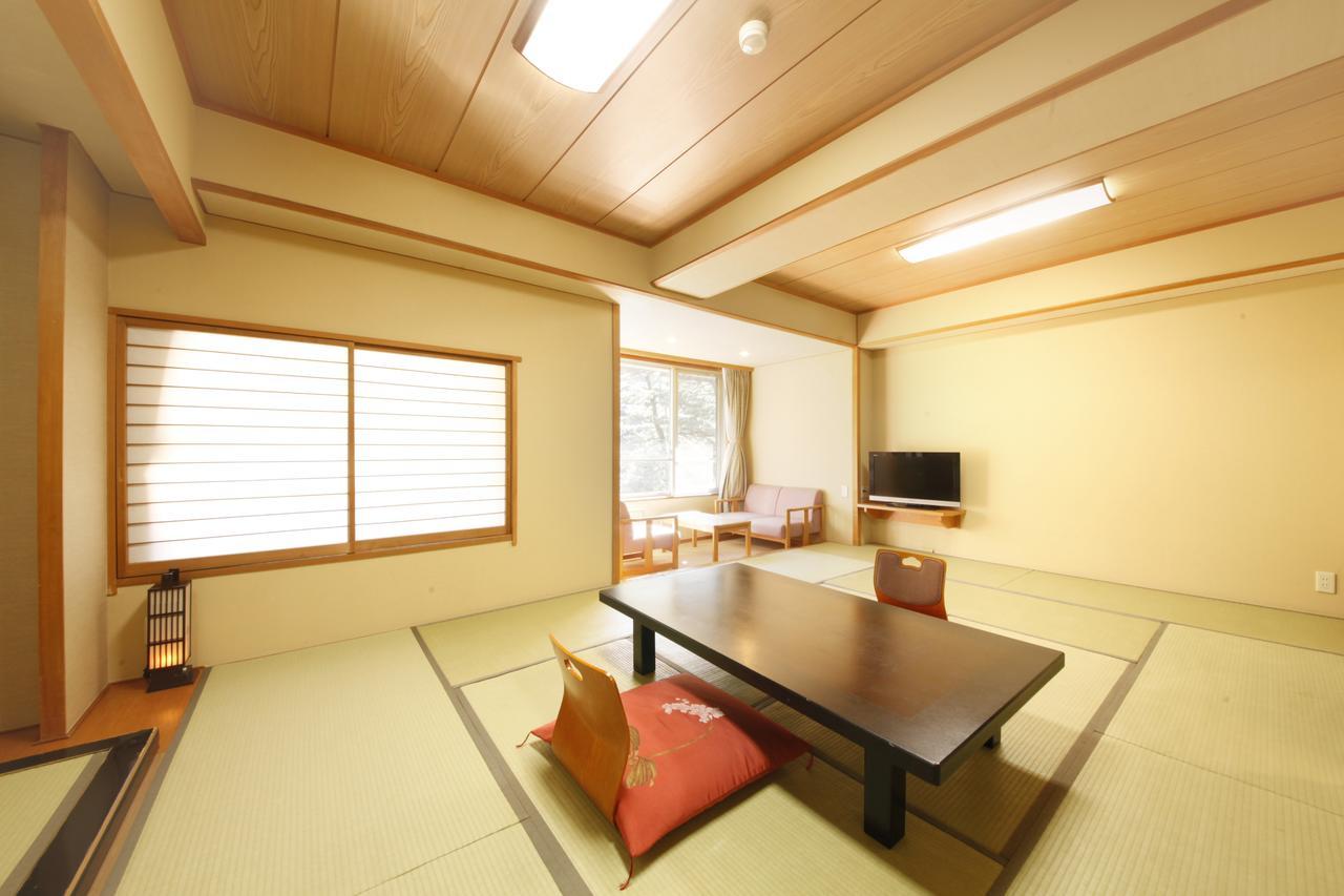 Shimobe Hotel Minobu Luaran gambar